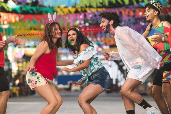 Prevenção de lesões no Carnaval - dicas de fisioterapia para curtir a folia sem dor